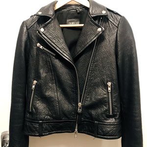 Mackage for Aritzia Rumer jacket. Missing it’s belt. Barely worn. Size S. Black.